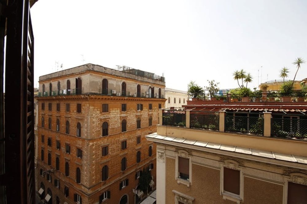 hotel-image