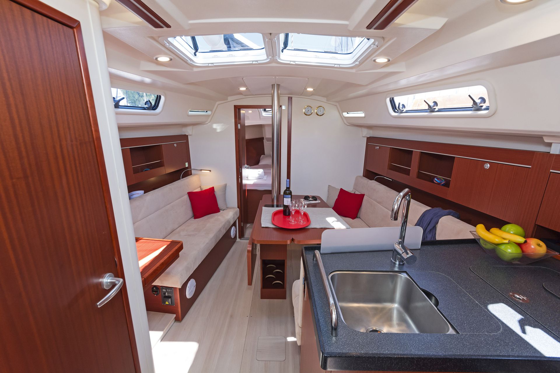 Hanse 345 24
