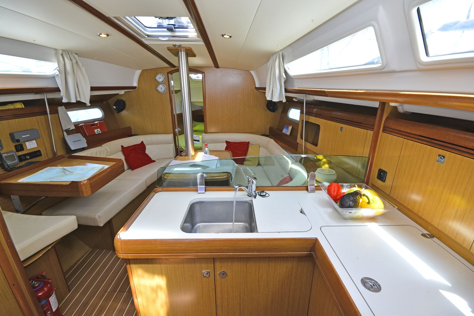 Sun Odyssey 36i Performance 22