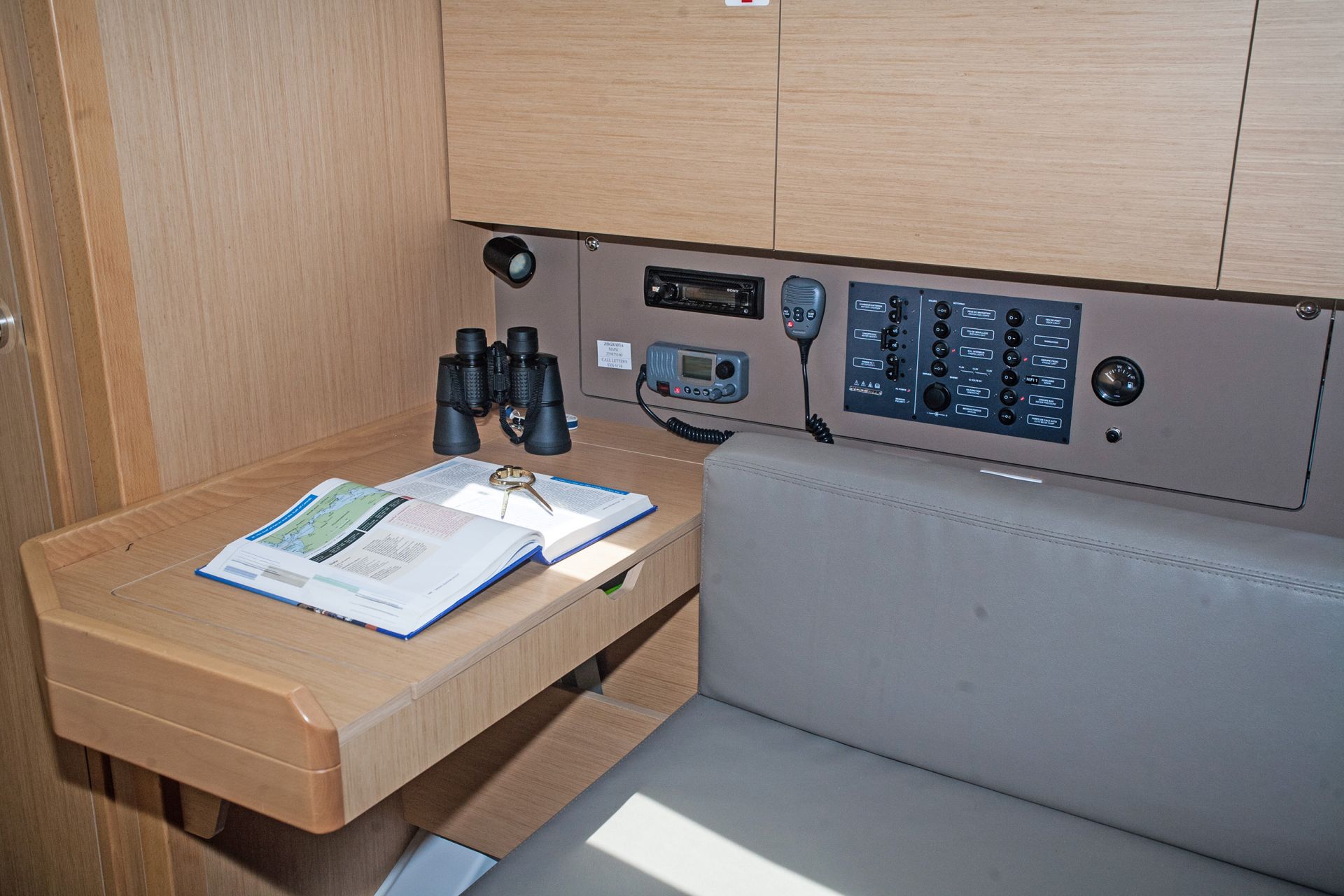 Oceanis 38 12